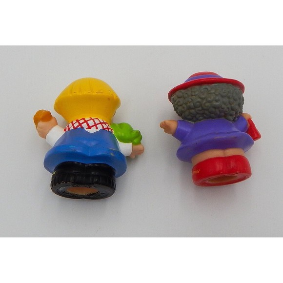 Fisher Price Little People Grandma Red Hat Eddie with Frog 2001/2002 05/07 TL - Picture 8 of 9